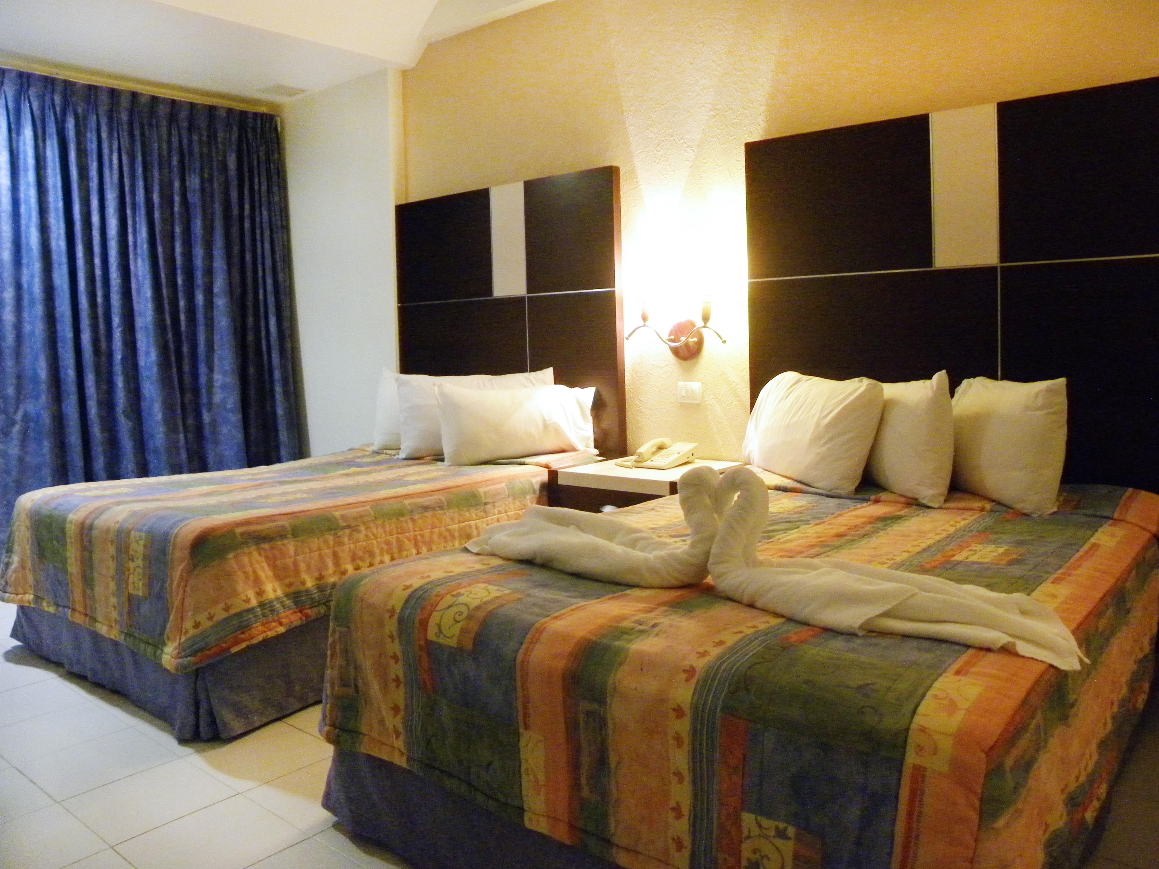 Hotel Baluartes Campeche Bagian luar foto