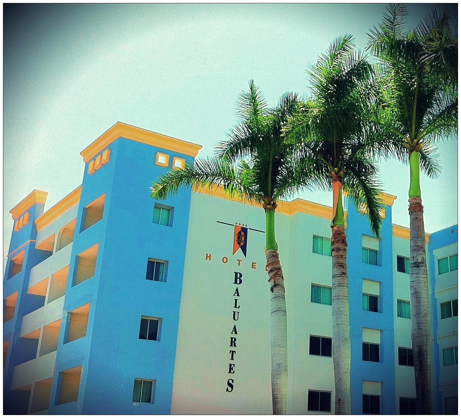 Hotel Baluartes Campeche Bagian luar foto