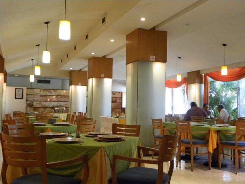 Hotel Baluartes Campeche Bagian luar foto